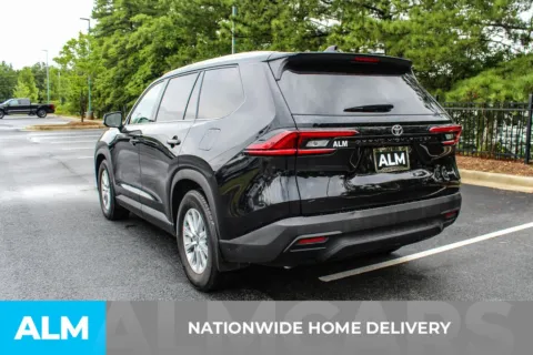 More photos of 2025 Toyota Grand Highlander XLE at ALM Mall of Georgia, GA