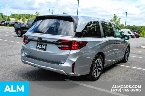More photos of 2025 Honda Odyssey EX-L at ALM Mall of Georgia, GA