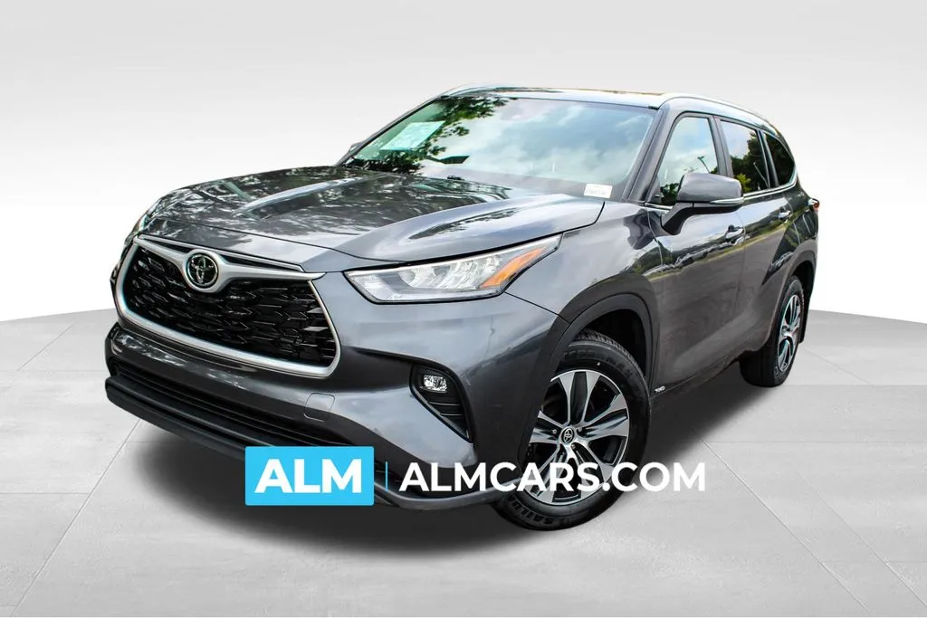 Unknown 2025 Toyota Highlander Hybrid XLE for sale in Buford, GA