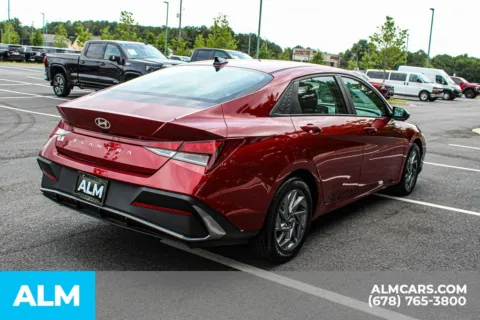 More photos of 2024 Hyundai Elantra SEL at ALM Mall of Georgia, GA