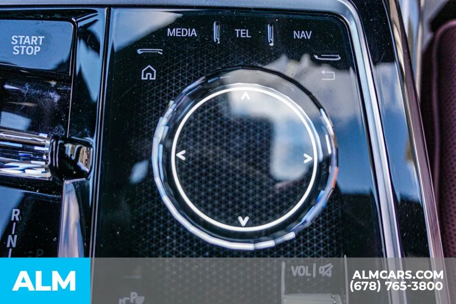 2025 BMW i7 50 - Photo 47