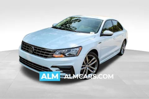 White 2018 Volkswagen Passat 2.0T R-Line for sale in Buford, GA