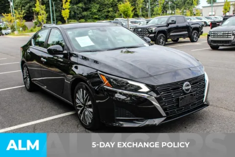 More photos of 2024 Nissan Altima 2.5 SV at ALM Mall of Georgia, GA