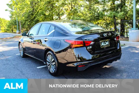 More photos of 2024 Nissan Altima 2.5 SV at ALM Mall of Georgia, GA