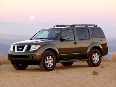 Silver 2007 Nissan Pathfinder SE for sale in Buford, GA