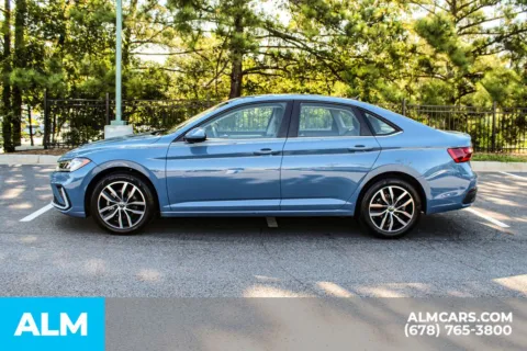 More photos of 2025 Volkswagen Jetta 1.5T SE at ALM Mall of Georgia, GA