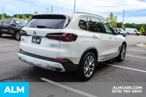 More photos of 2026 BMW X5 sDrive40i at ALM Mall of Georgia, GA