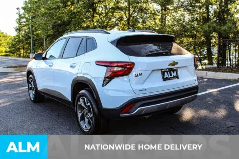 More photos of 2025 Chevrolet Trax LT at ALM Mall of Georgia, GA