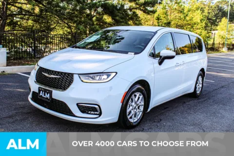 Photos of 2023 Chrysler Pacifica Touring L for sale in Buford, GA at ALM Mall of Georgia
