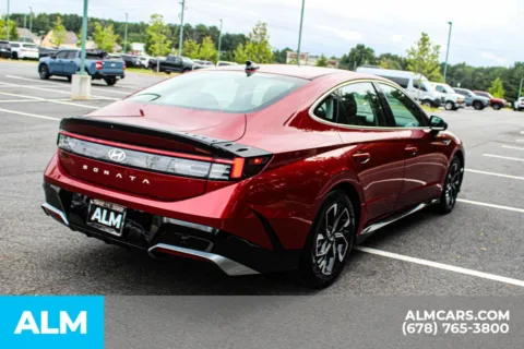 More photos of 2024 Hyundai Sonata SEL at ALM Mall of Georgia, GA