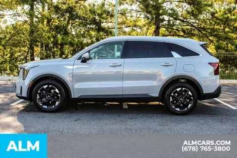 More photos of 2025 Kia Sorento S at ALM Mall of Georgia, GA