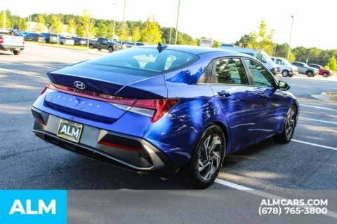 More photos of 2025 Hyundai Elantra SEL Convenience at ALM Mall of Georgia, GA