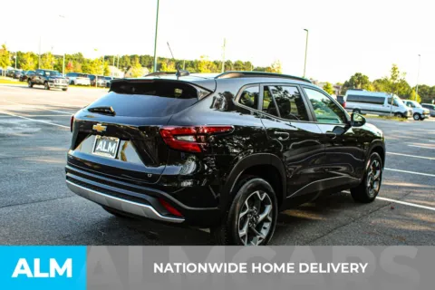 More photos of 2024 Chevrolet Trax LT at ALM Mall of Georgia, GA