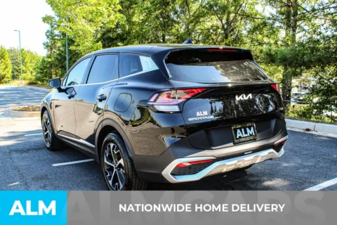 More photos of 2025 Kia Sportage EX at ALM Mall of Georgia, GA