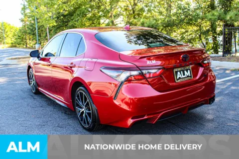 More photos of 2024 Toyota Camry SE at ALM Mall of Georgia, GA