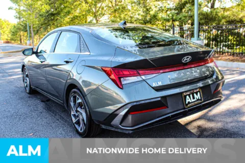 More photos of 2025 Hyundai Elantra SEL Convenience at ALM Mall of Georgia, GA