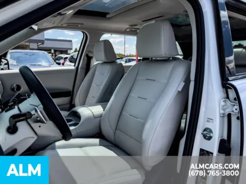 More photos of 2026 Hyundai Palisade Calligraphy at ALM Mall of Georgia, GA