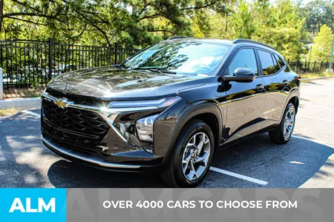 Photos of 2025 Chevrolet Trax LT for sale in Buford, GA at ALM Mall of Georgia