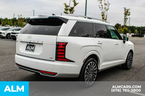 More photos of 2026 Hyundai Palisade Calligraphy at ALM Mall of Georgia, GA