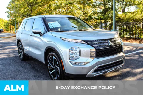 Another view of 2024 Mitsubishi Outlander SE Black Edition w/Pano Roof for sale in Buford, GA at ALM Mall of Georgia