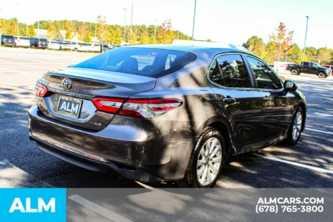 More photos of 2018 Toyota Camry LE at ALM Mall of Georgia, GA