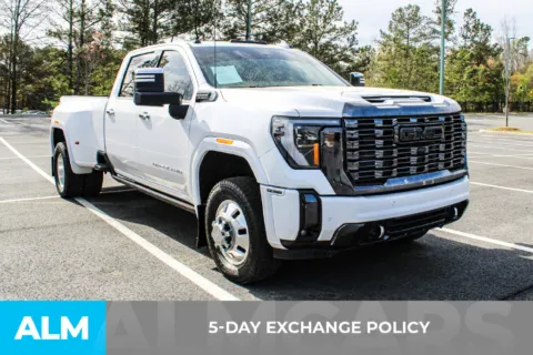 Another view of 2024 GMC Sierra 3500 HD Denali Ultimate for sale in Buford, GA at ALM Mall of Georgia