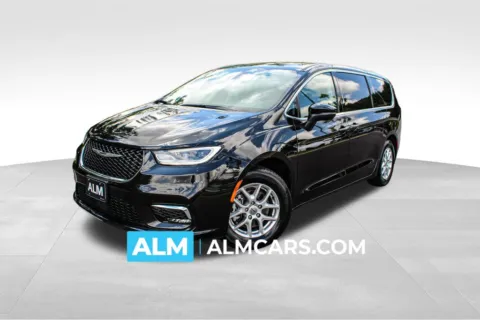 Black 2023 Chrysler Pacifica Touring L for sale in Buford, GA