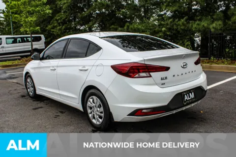 More photos of 2019 Hyundai Elantra SE at ALM Mall of Georgia, GA