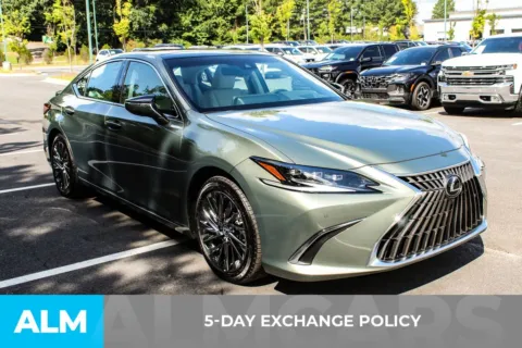 More photos of 2024 Lexus ES 350 Ultra Luxury at ALM Mall of Georgia, GA