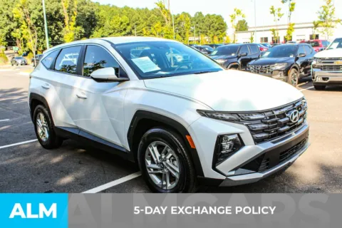 More photos of 2025 Hyundai Tucson SE at ALM Mall of Georgia, GA