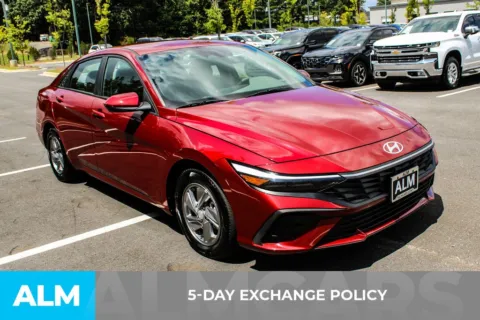 More photos of 2024 Hyundai Elantra SE at ALM Mall of Georgia, GA