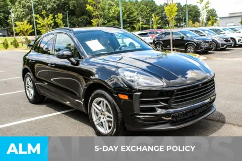 More photos of 2021 Porsche Macan at ALM Mall of Georgia, GA