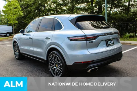 More photos of 2022 Porsche Cayenne at ALM Mall of Georgia, GA