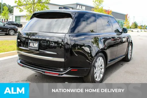 More photos of 2025 Land Rover Range Rover Plug-In Hybrid SE at ALM Mall of Georgia, GA