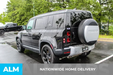 More photos of 2020 Land Rover Defender 110 HSE at ALM Mall of Georgia, GA