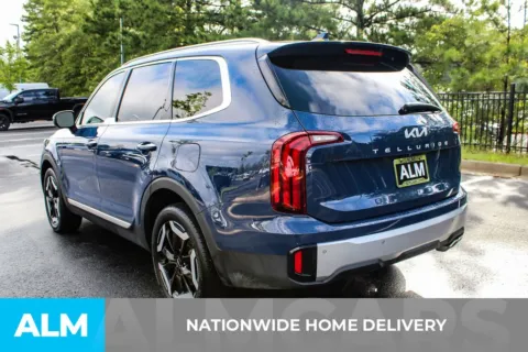 More photos of 2023 Kia Telluride S at ALM Mall of Georgia, GA