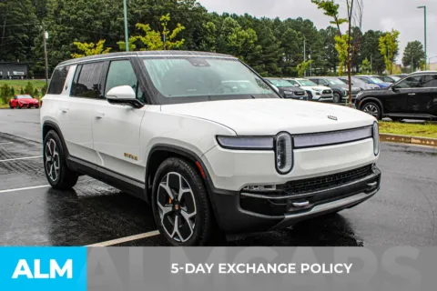 More photos of 2024 Rivian R1S Adventure at ALM Mall of Georgia, GA