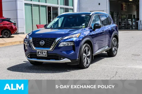 More photos of 2022 Nissan Rogue Platinum at ALM Mall of Georgia, GA