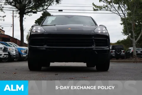 More photos of 2022 Porsche Cayenne E-Hybrid Coupe at ALM Mall of Georgia, GA