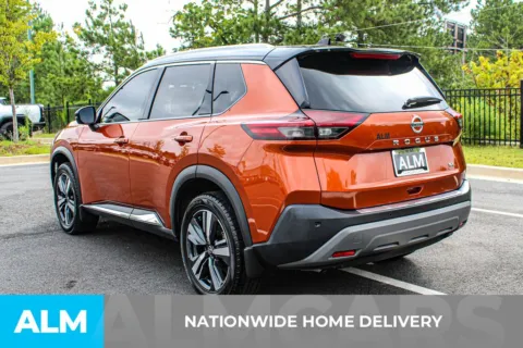 More photos of 2021 Nissan Rogue SL at ALM Mall of Georgia, GA