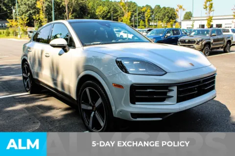 More photos of 2024 Porsche Cayenne Coupe at ALM Mall of Georgia, GA