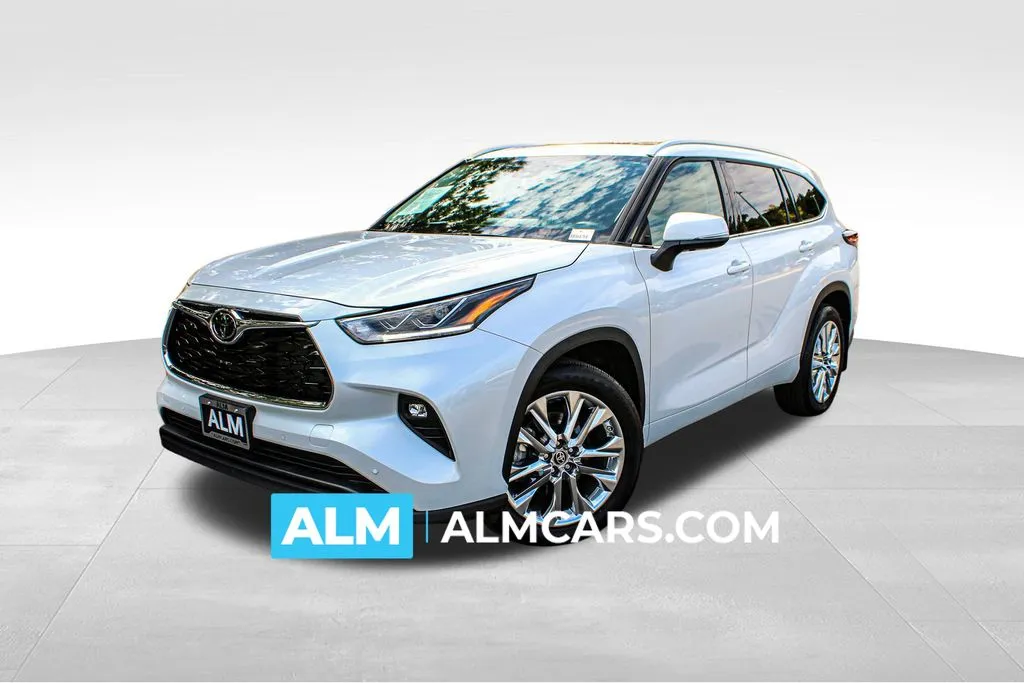 White 2024 Toyota Highlander Limited for sale in Buford, GA