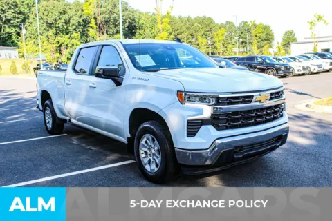 More photos of 2023 Chevrolet Silverado 1500 LT at ALM Mall of Georgia, GA