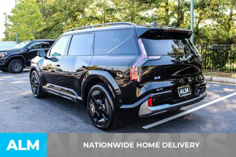 More photos of 2024 Kia EV9 GT-Line at ALM Mall of Georgia, GA