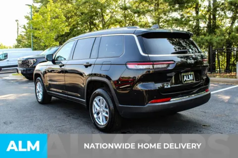 More photos of 2023 Jeep Grand Cherokee L Laredo at ALM Mall of Georgia, GA