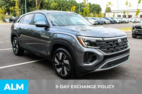 More photos of 2024 Volkswagen Atlas Cross Sport 2.0T SE w/Technology at ALM Mall of Georgia, GA