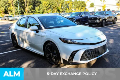 More photos of 2025 Toyota Camry SE at ALM Mall of Georgia, GA