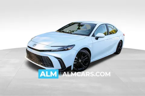 White 2025 Toyota Camry SE for sale in Buford, GA