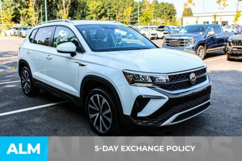 More photos of 2024 Volkswagen Taos 1.5T SE at ALM Mall of Georgia, GA