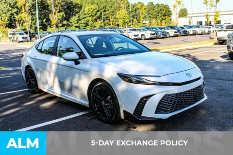 More photos of 2025 Toyota Camry SE at ALM Mall of Georgia, GA